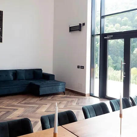 Cabana Friends Valea Inzelului